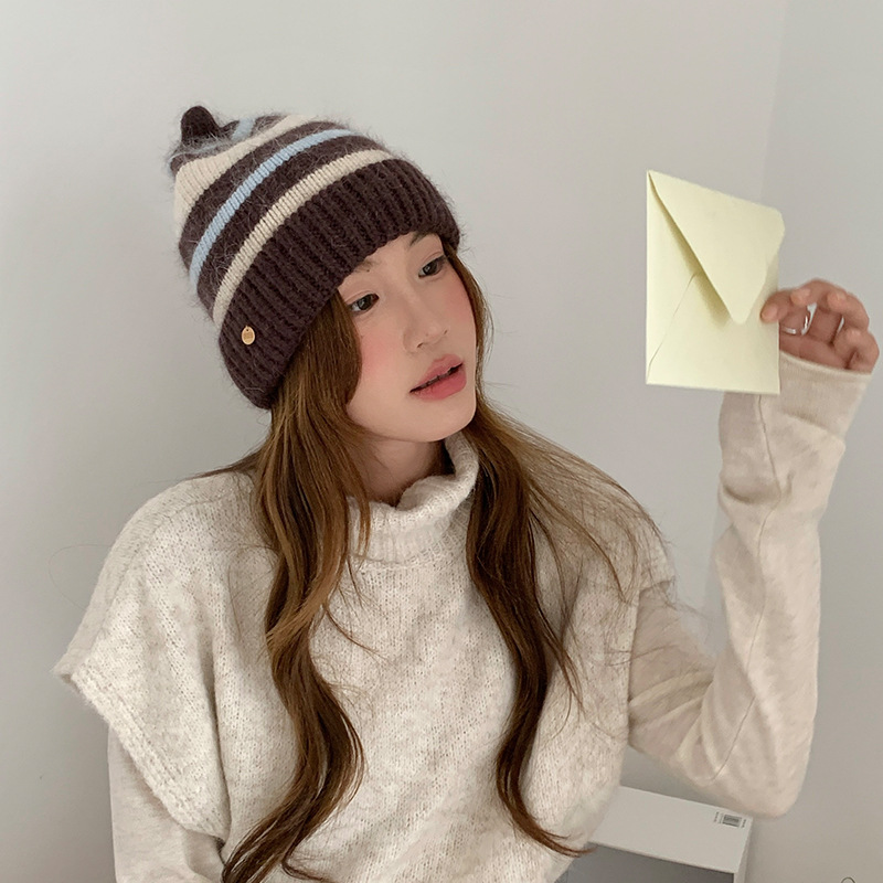 Cute Striped Cuffed Pointed To - đánh giá và giá Beanie Cuffed Knit